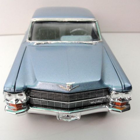 ANNUAL ISSUE 1/25 JOHAN 1964 CADILLAC COUPE DEVILLE PRO BUILT  