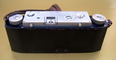 Realist 3D Stereo Camera ST 1042 with case & film  